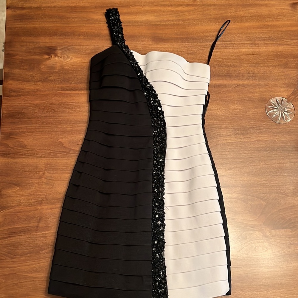 Sherri Hill Bandage Dress